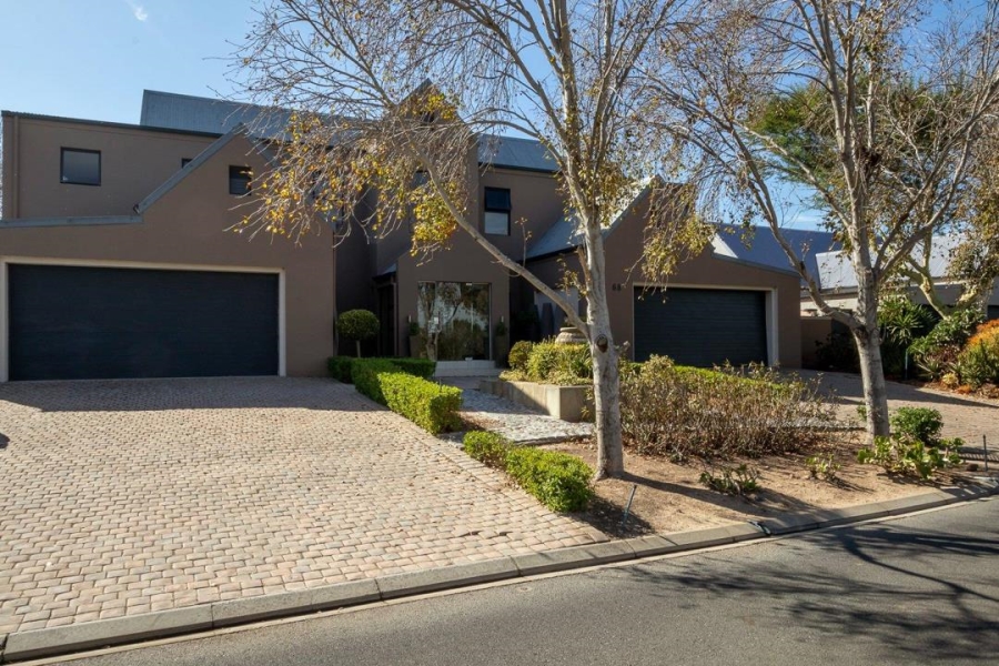 4 Bedroom Property for Sale in De Wijnlanden Residential Estate Western Cape